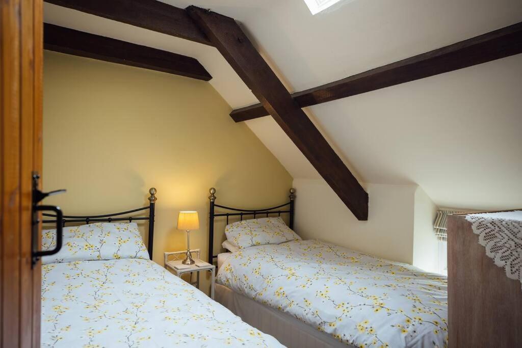 Barn Cottage - Family-Friendly Cottage With Heated Indoor Pool Хавърфордуест Екстериор снимка