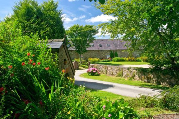 Barn Cottage - Family-Friendly Cottage With Heated Indoor Pool Хавърфордуест Екстериор снимка